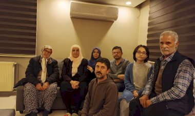 DEPREMZEDE SGK MÜDÜRLERİMİZİ ZİYARET ETTİK